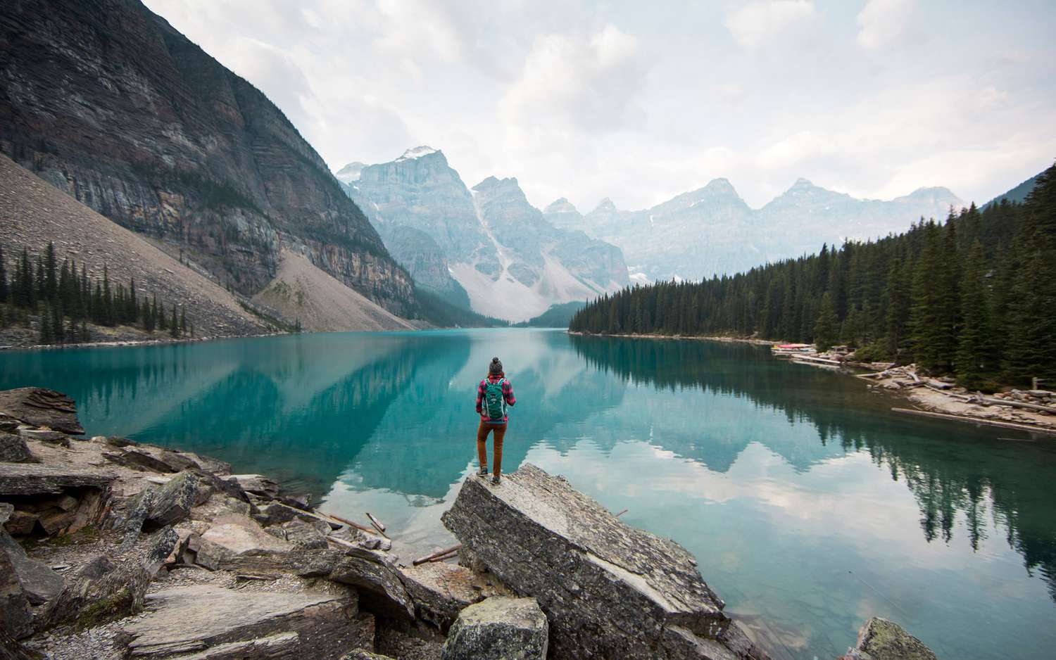 Explore beautiful travel destinations?>